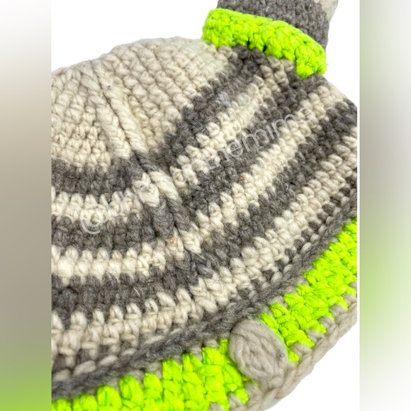 Handmade Knitted Viking Hat - Picture 2 of 12